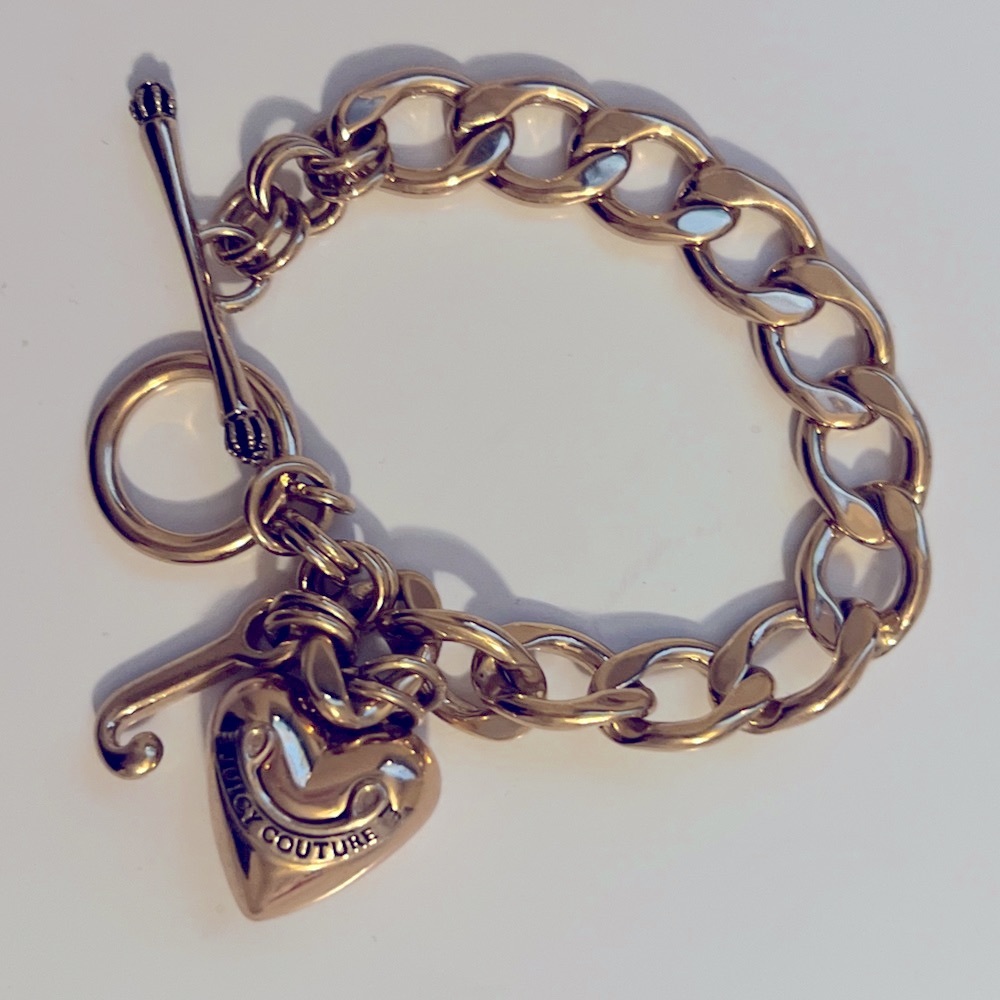 JUICY COUTURE Charm Bracelet— 7” like new
